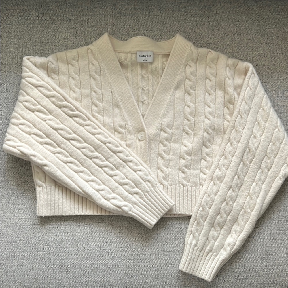 Aritzia Cable Merino Knit Cream Cropped Sweater
